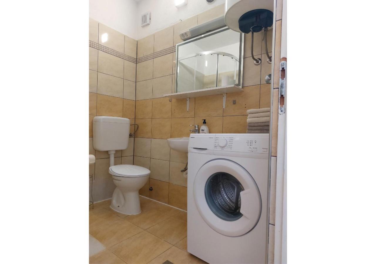 Apartman Dobric Fažana Exteriör bild